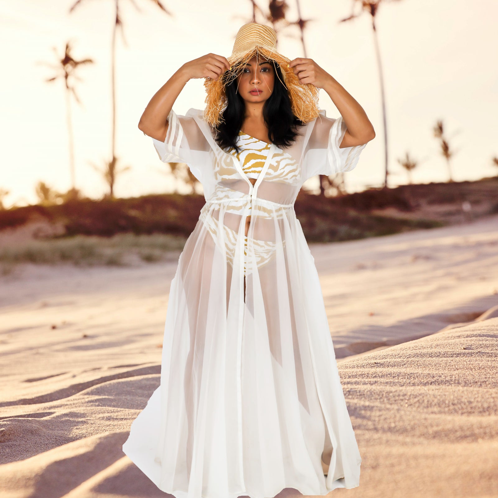 【訳あり】新品未使用品 Alam アラン 水着 Cloudy one-piece 3AvivaBackground-Edit_1600x.